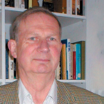 Dr Robert Merrillees